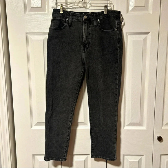 Madewell Denim - Madewell High-Rise Faded Black Straight Crop Jeans